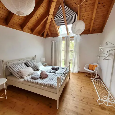 Holiday home Architektenhaus Albblick